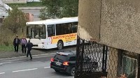 Автобус врезался в опору ЛЭП в Корсакове, Фото: 4