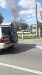 На перекрёстке улиц Ленина и Емельянова в Южно-Сахалинске загорелся автомобиль, Фото: 3