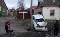 Трое пьяных на "Ниссане" вылетели с дороги и врезались в столб в Корсакове, Фото: 5