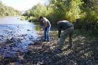 Активисты вывезли с двух рек Южно-Сахалинска четыре «КамАЗа» мусора, Фото: 4