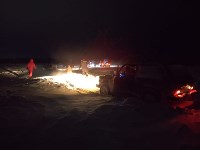 На Сахалине пожарные во внерабочее время спасли оказавшихся в снежном плену рыбаков, Фото: 1