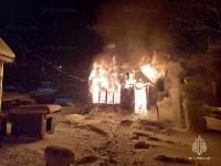 Частная баня сгорела в Южно-Сахалинске, Фото: 4