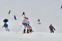 Полсотни сахалинцев разделись, чтобы спуститься на лыжах и сноубордах с «Горного воздуха», Фото: 32