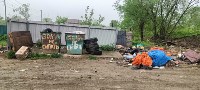 Контейнерные площадки в частном секторе Долинска превращаются в свалки., Фото: 4