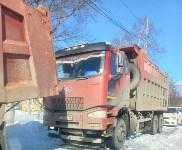 Провоцирует ДТП: местный житель устроил стоянку на дороге в Ново-Александровске, Фото: 4