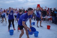 Больше 100 сахалинцев присоединились к акции по обливанию холодной водой, Фото: 1