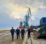 Власти ищут пути решения с коллапсом в порту Корсаков, Фото: 4