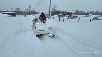 Спасатели Южно-Сахалинска на снегоходе прорвались к горожанину, нуждающемуся в гемодиализе, Фото: 10