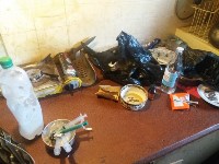Один из гаражей в Южно-Сахалинске оказался наркопритоном, Фото: 2