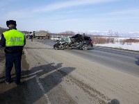 Универсал и грузовик столкнулись на автодороге Южно-Сахалинск - Холмск, Фото: 3