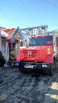 Рыбный павильон загорелся у Дома торговли в Южно-Сахалинске, Фото: 4