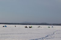 Сахалинским рыбакам-любителям напомнили правила поведения на льду , Фото: 19