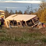 Семь человек получили травмы в автобусе, вылетевшем в кювет на севере Сахалина, Фото: 3