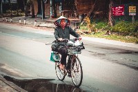 Вьетнамская женщина едет на рынок, торговать., Фото: 7