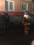 Ночью пожарные тушили подвал многоэтажки в Южно-Сахалинске , Фото: 15