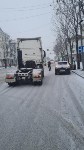 Очевидцев столкновения электрокара и тягача ищут в Южно-Сахалинске, Фото: 1