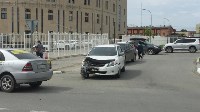 Три автомобиля столкнулись на улице Емельянова в Южно-Сахалинске, Фото: 6