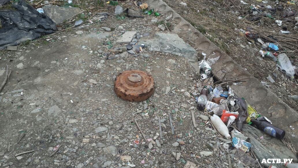 Противотанковую мину обнаружили в одном из дворов Южно-Сахалинска
