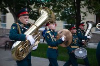 Ветераны Великой Отечественной "приняли парад" с балконов в Южно-Сахалинске, Фото: 17
