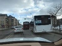 Два рейсовых автобуса столкнулись в центре Южно-Сахалинска, Фото: 2