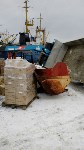 На пристани в Корсакове опрокинулась кран-балка, Фото: 2