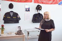 Бойцы принесли в музей на Курилах планшет и погоны погибшего сослуживца, Фото: 2