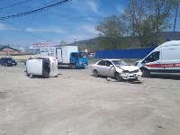 Автомобиль опрокинулся при ДТП в Южно-Сахалинске, Фото: 6