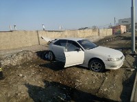"Тойоту" занесло на автодороге в Южно-Сахалинске, Фото: 3