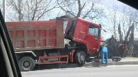Грузовик вылетел на тротуар в Троицком, Фото: 2