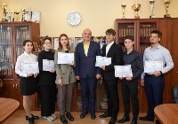 Школьники Южно-Сахалинска получили премии мэра, Фото: 7