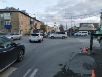 Очевидцев столкновения микроавтобуса и грузовичка ищут в Южно-Сахалинске, Фото: 2