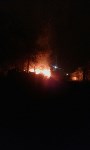 Дом вспыхнул ночью в Южно-Сахалинске, Фото: 1
