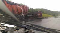 Прицеп грузовика опрокинулся на автодороге Углегорск - Шахтерск, Фото: 2