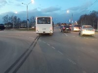 Очевидцев столкновения универсала и рейсового автобуса ищут в Южно-Сахалинске, Фото: 4