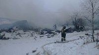 Гаражи горят в переулке Украинском в Южно-Сахалинске, Фото: 5