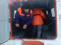 На Итурупе в снежный занос попала семья с двумя маленькими детьми, Фото: 5