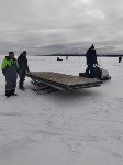 Пожарные на "Сахалинском льду" работали в качестве такси, Фото: 4