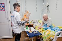 «Добрые открытки» получили в подарок постояльцы дома престарелых в Южно-Сахалинске, Фото: 24