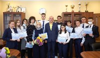 Школьники Южно-Сахалинска получили премии мэра, Фото: 5
