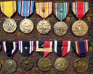 Боевые награды США во 2МВ на разных участках, медаль военнопленного,за службу на оккупированных территориях..., Фото: 7
