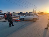 Пострадал подросток: в Южно-Сахалинске ищут очевидцев столкновения кроссовера и мотоцикла, Фото: 3