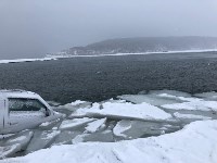 Автомобиль провалился под лед на протоке озера Изменчивого, Фото: 2