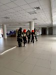 Учения пожарных в школе Долинска, Фото: 13
