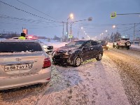 Очевидцев столкновения Toyota Corolla Axio и Honda Vezel ищут в Южно-Сахалинске, Фото: 4