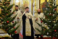 Праздничная литургия прошла в Воскресенском кафедральном соборе в Южно-Сахалинске, Фото: 4
