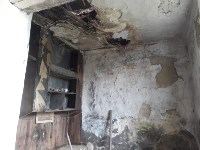 Оставшейся из-за пожара без крыши над головой многодетной сахалинской семье нужна помощь, Фото: 2