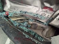 Большегруз врезался в микроавтобус в Южно-Сахалинске, Фото: 7
