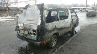 Микроавтобус сгорел в Южно-Сахалинске, Фото: 7