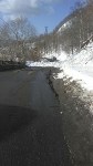 На въезде в Быков на дорогу сошла лавина, Фото: 1