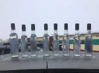 Больше двух тысяч бутылок и канистр контрафактного алкоголя изъяли на Сахалине, Фото: 2